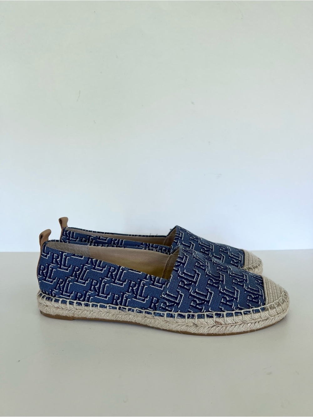 Ralph Lauren LRL Cameryn II Monogram Jacquard Espadrille, Blue/Tan, size 8 - Picture 2 of 13
